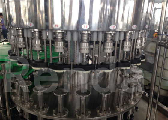 Packaging Liquid Water Bottle Filling Machine Equipment , Stainless Steel Filling And Capping Machines