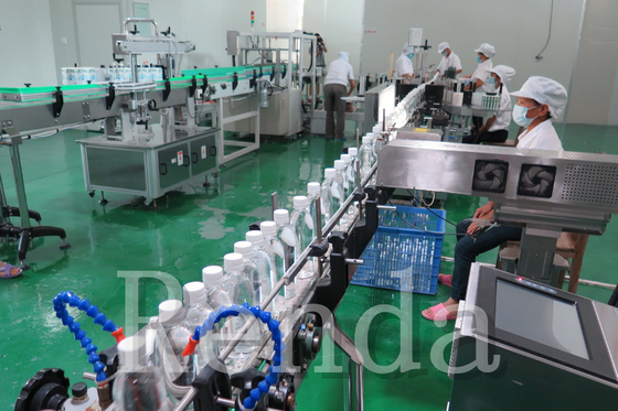 Packaging Liquid Water Bottle Filling Machine Equipment , Stainless Steel Filling And Capping Machines