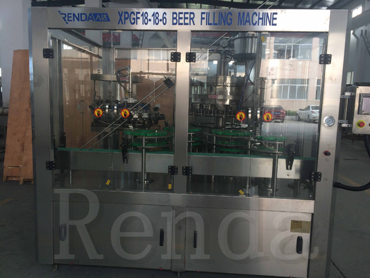 Termine a linha de produção de vidro automática pressão Isobaric da máquina do enchimento da cerveja da garrafa do ANIMAL DE ESTIMAÇÃO